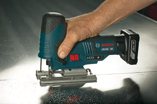 12V MAX Cordless Jig Saw_JS120_Steel Cut