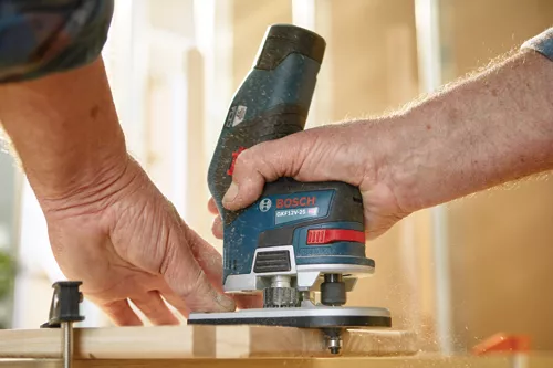 cordless-router-12V-GKF12V-25-bosch-app1