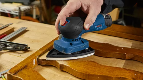 cordless-sander-12v-gss12v-40n-bosch-app-02-Chair