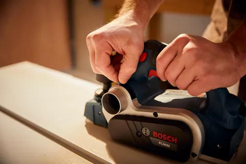 cordless-planer-PL2632K-bosch-kit-app2