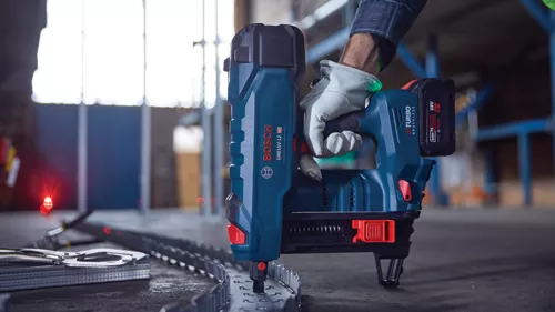 cordless-concrete-nailer-18V-GNB18V-12K14-kit-bosch-APP3