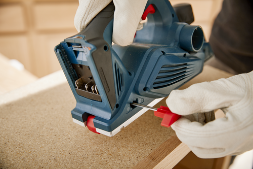 Cordless-planer-18V-GHO18V-26N-bosch-app-product-detail-blade-storage