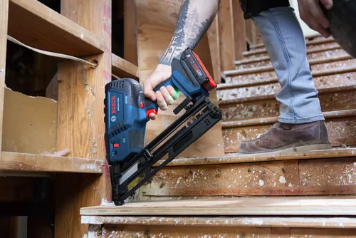 Bosch-Cordless-Angled-Finish-Nailer-GNH18V-15MA-App-1