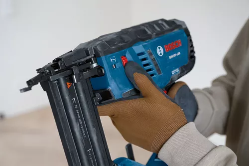 brad-finish-nailer-18V-GNH18V-bosch-product-detail-depth-adjustment brad-finish-nailer-18V-GNH18V-bosch-product-detail-depth-adjustment