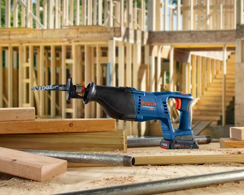 cordless-reciprocating-saw-18v-AMPshare-CORE18V-CRS180-B15-Bosch-Lifestyle-1