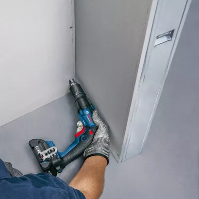 cordless-screwgun-18V-AMPshare-core18v-GTB18V-45-bosch-app-corner-cropped