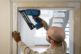 15ga-finish-nailer-18V-GNH18V-bosch-application-door-frame