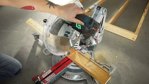 Cordless-miter-saw-18v-GCM18V-12GDCN_2 x 4